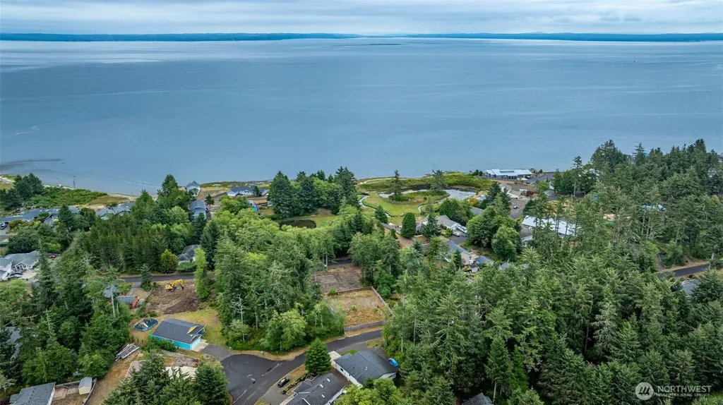 752 Evergreen Avenue SE Ocean Shores WA 98569