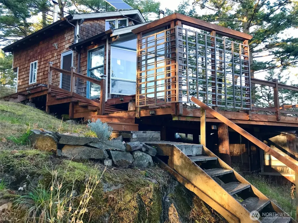 177 Vista Place Stuart Island WA 98250