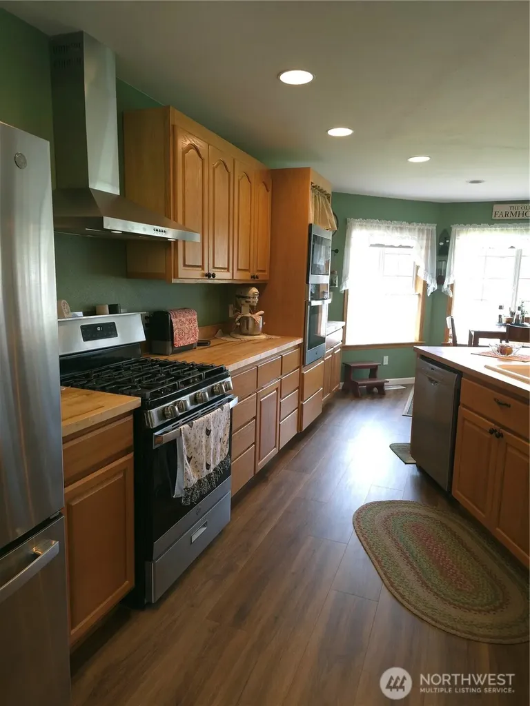 363 SE Eagle Nest Court Ocean Shores WA 98569