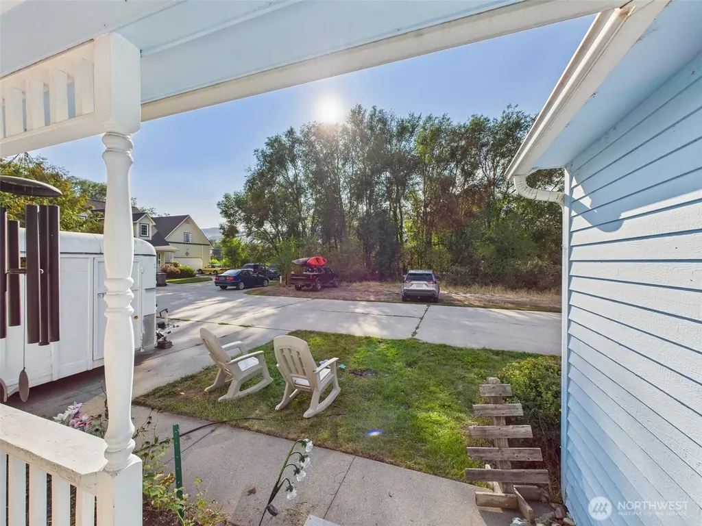 416 5th Avenue Oroville WA 98844