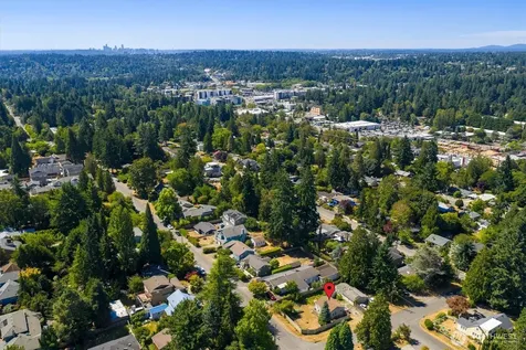 13757 39th Avenue NE Seattle WA 98125