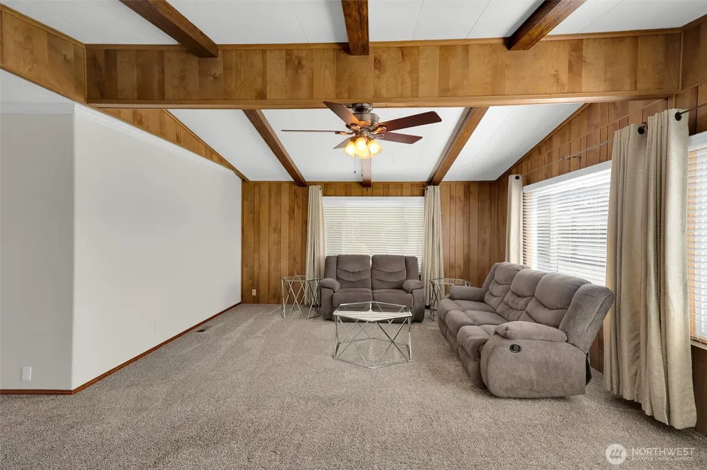 11436 SE 208th Street Kent WA 98031