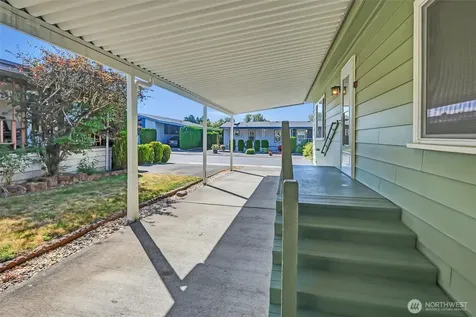 11436 SE 208th Street Kent WA 98031