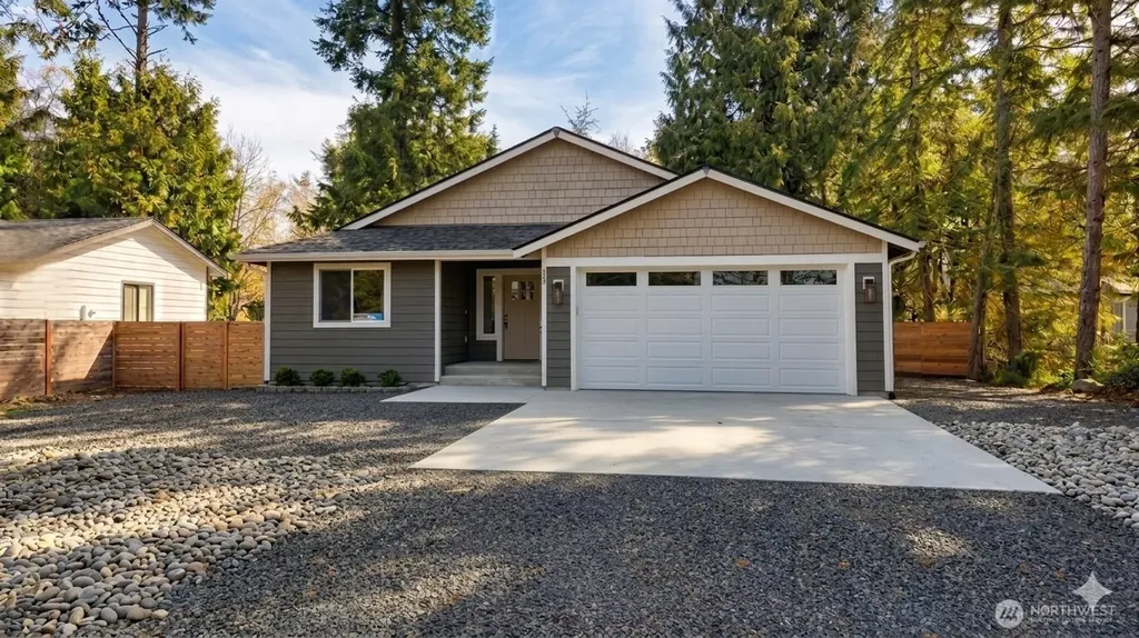 360 Lake View Loop NE Ocean Shores WA 98569