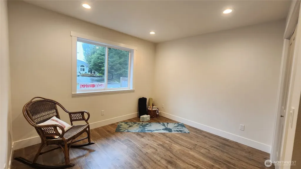 360 Lake View Loop NE Ocean Shores WA 98569