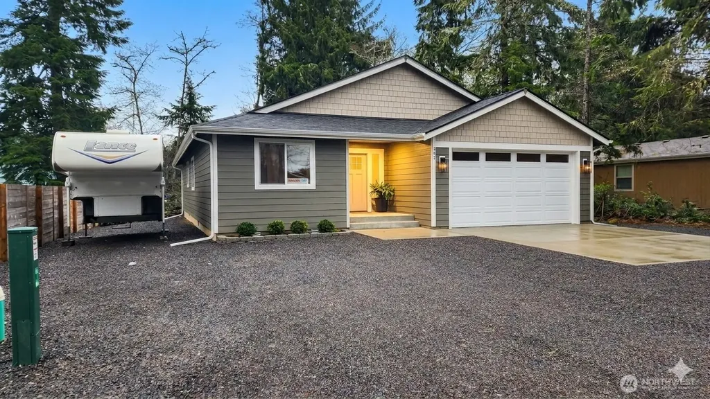 360 Lake View Loop NE Ocean Shores WA 98569