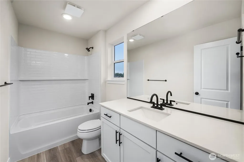 6001 Thornhill Avenue SW Port Orchard WA 98367