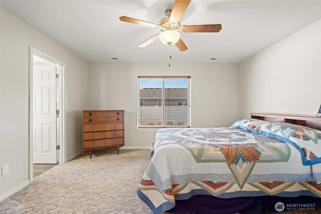 812 6th Avenue NE Ephrata WA 98823