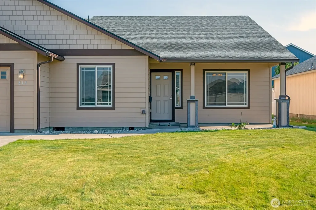 812 6th Avenue NE Ephrata WA 98823