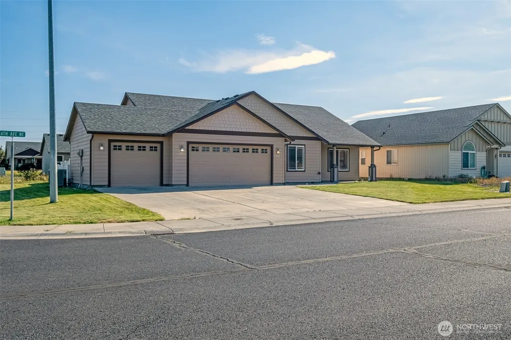 812 6th Avenue NE Ephrata WA 98823