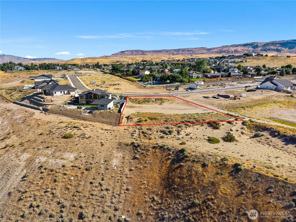 760 NE Tyler Place East Wenatchee WA 98802