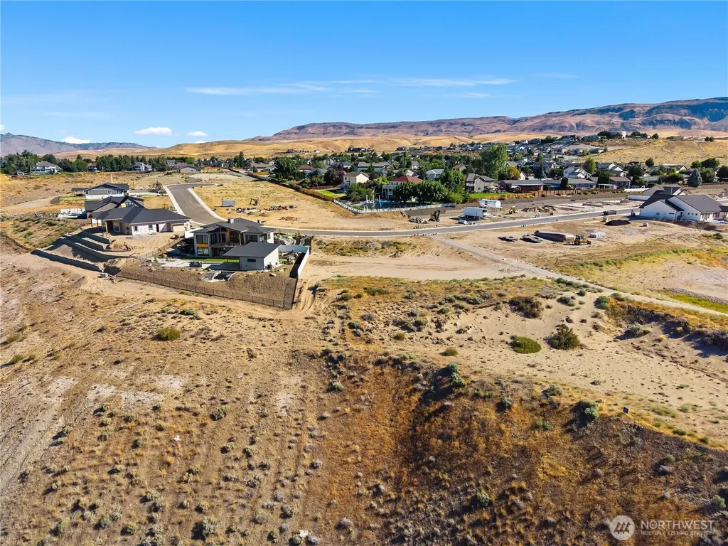 760 NE Tyler Place East Wenatchee WA 98802