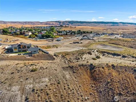 760 NE Tyler Place East Wenatchee WA 98802