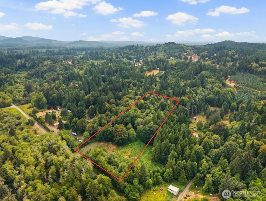 3211 W Little Egypt Shelton WA 98584
