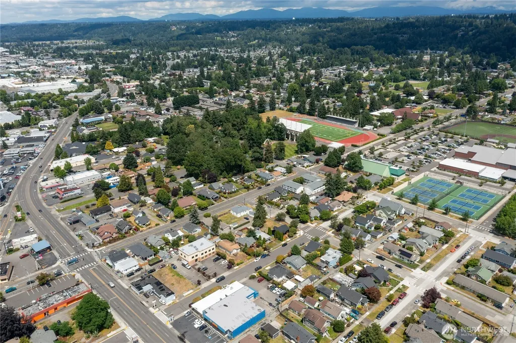 3703 3rd Street NE Auburn WA 98002