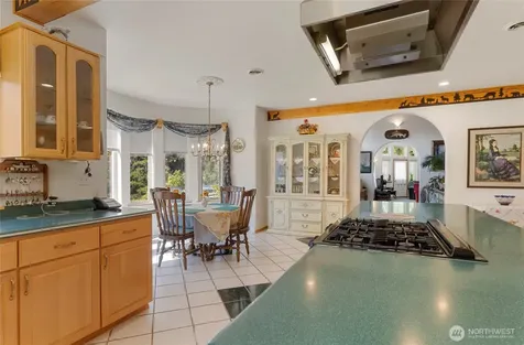 572 W Chewuch Rd (Barron Blvd) Winthrop WA 98862
