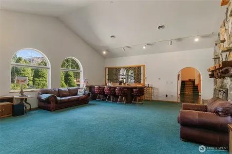 572 W Chewuch Rd (Barron Blvd) Winthrop WA 98862