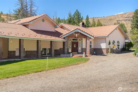 572 W Chewuch Rd (Barron Blvd) Winthrop WA 98862