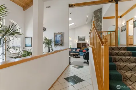 572 W Chewuch Rd (Barron Blvd) Winthrop WA 98862
