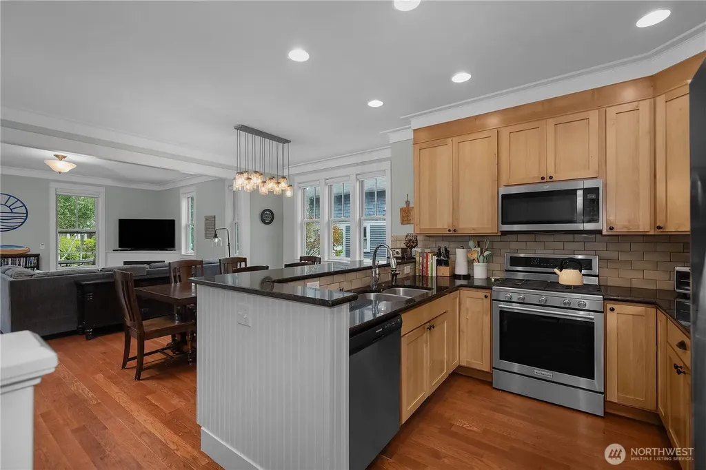 251 Meriweather Street Pacific Beach WA 98571