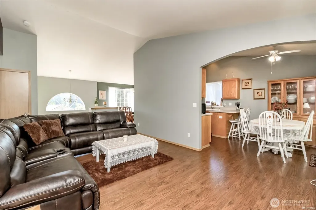 14602 69th Avenue Ct E Puyallup WA 98375