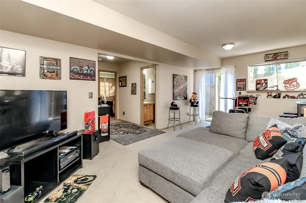 14602 69th Avenue Ct E Puyallup WA 98375