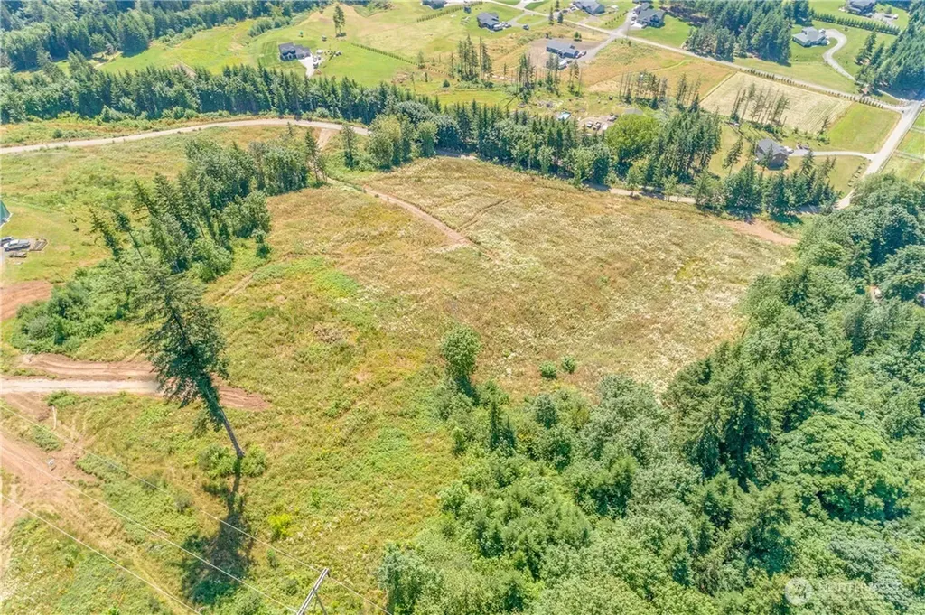 393 Hansen Ext Road Woodland WA 98674