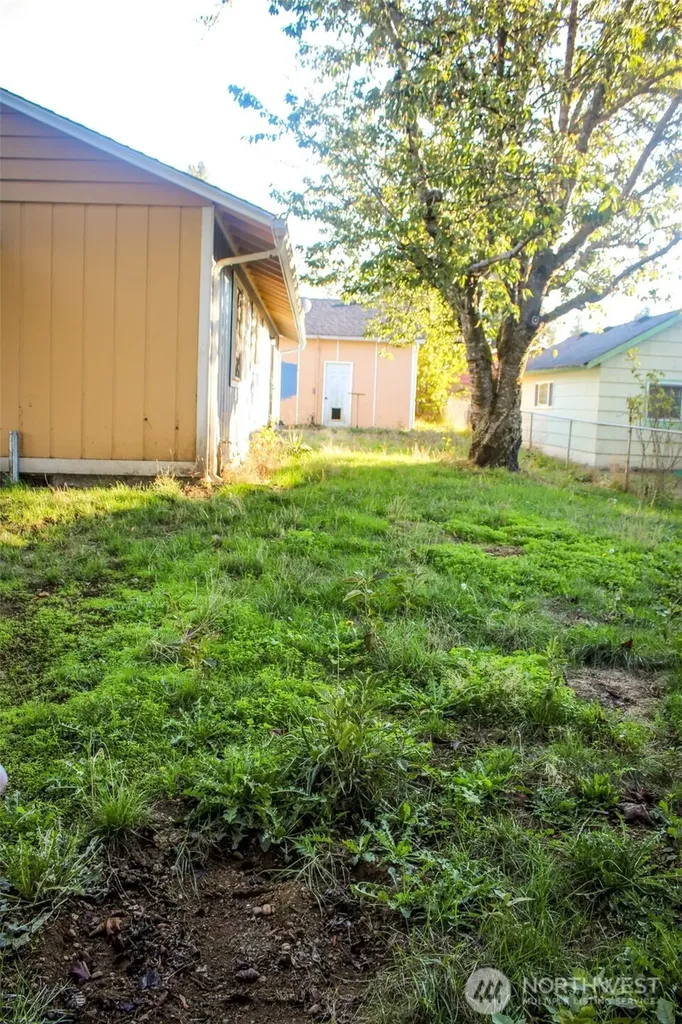 1505 Division Street Shelton WA 98584