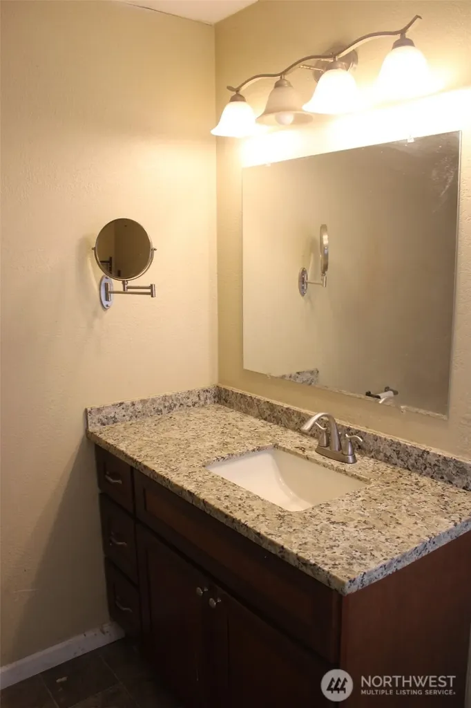 1505 Division Street Shelton WA 98584