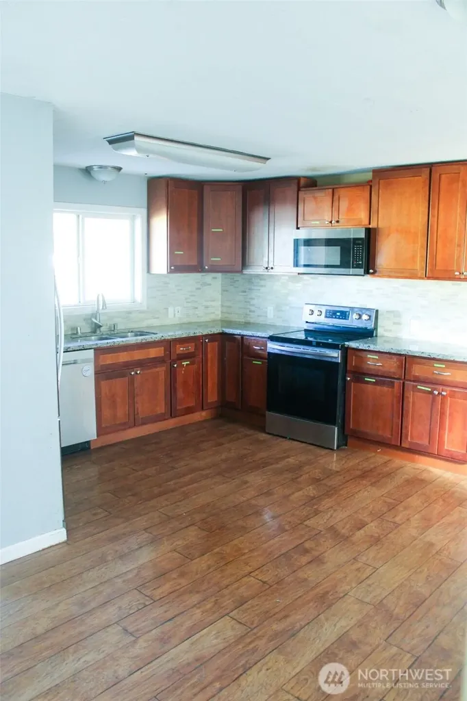 1505 Division Street Shelton WA 98584