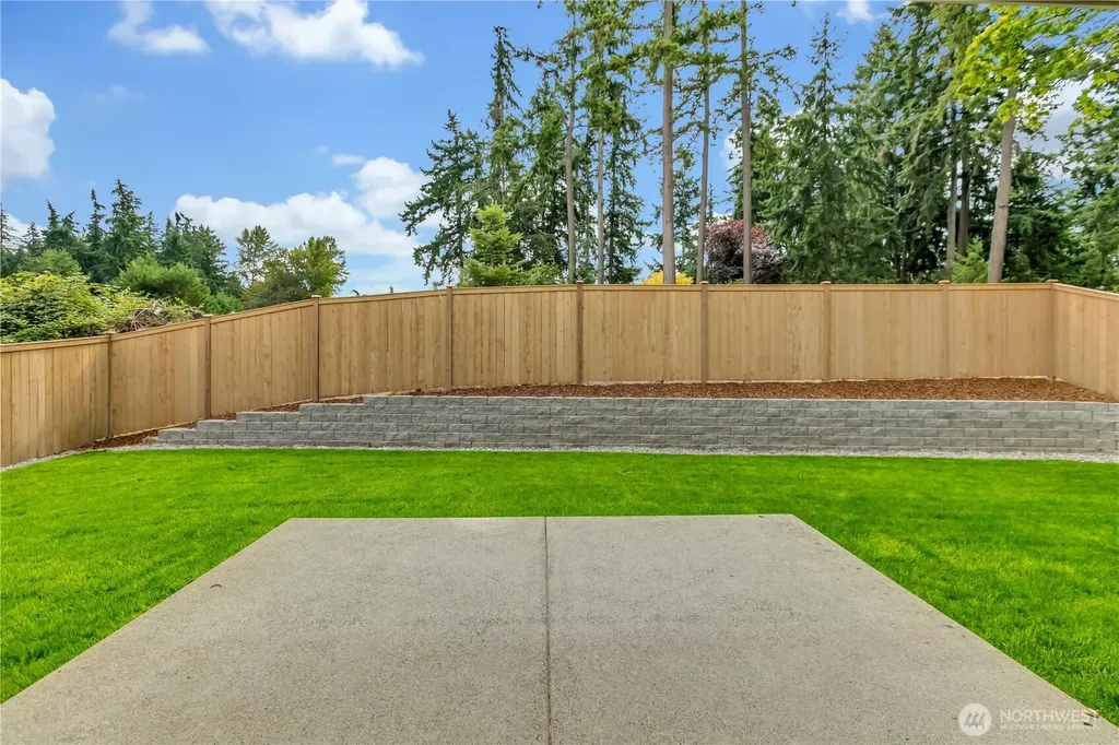 16216 76th Avenue Ct E Puyallup WA 98375