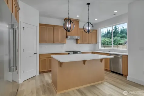 16216 76th Avenue Ct E Puyallup WA 98375