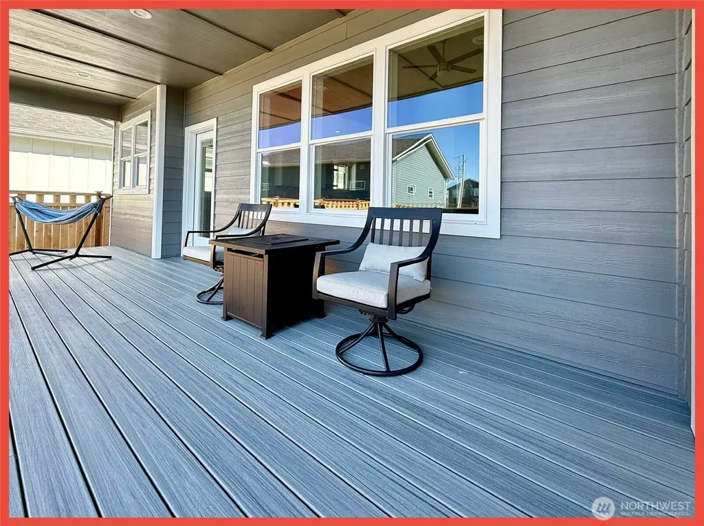 992 Alida Court SE Ocean Shores WA 98569
