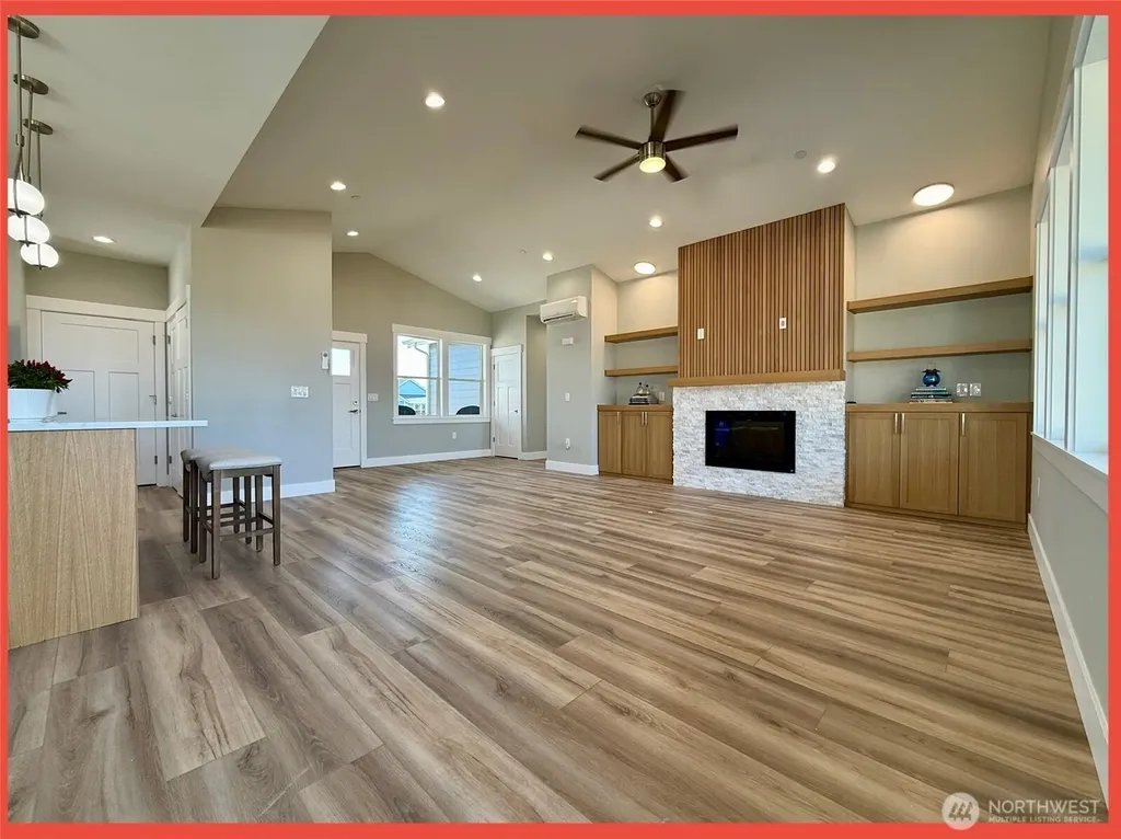 992 Alida Court SE Ocean Shores WA 98569