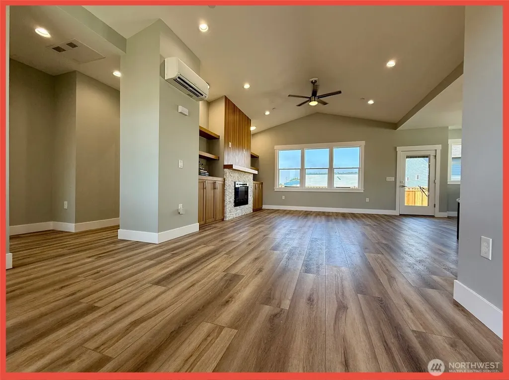 992 Alida Court SE Ocean Shores WA 98569