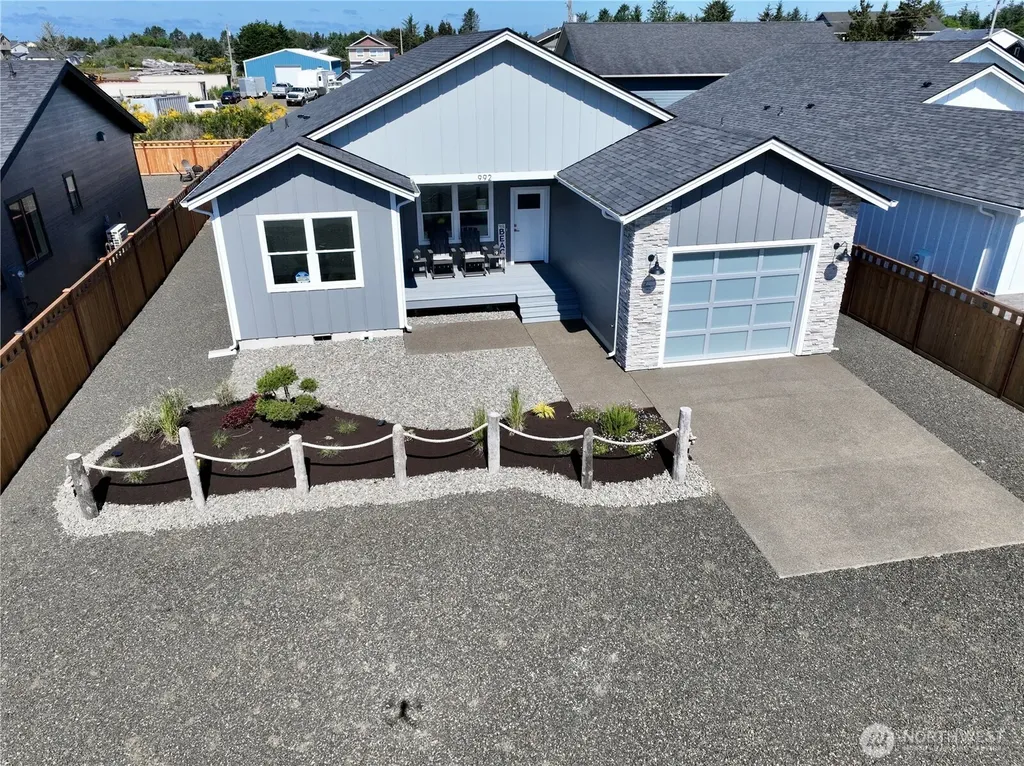 992 Alida Court SE Ocean Shores WA 98569