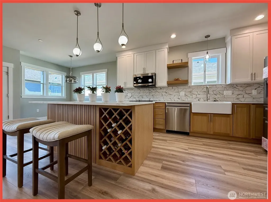 992 Alida Court SE Ocean Shores WA 98569