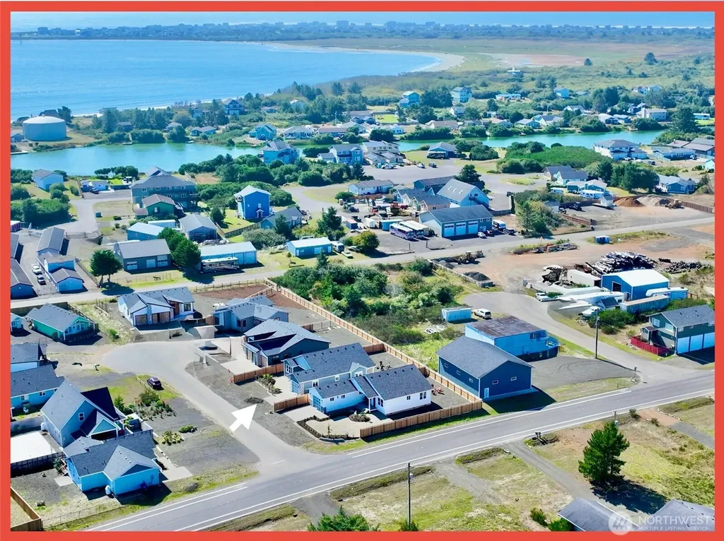 992 Alida Court SE Ocean Shores WA 98569