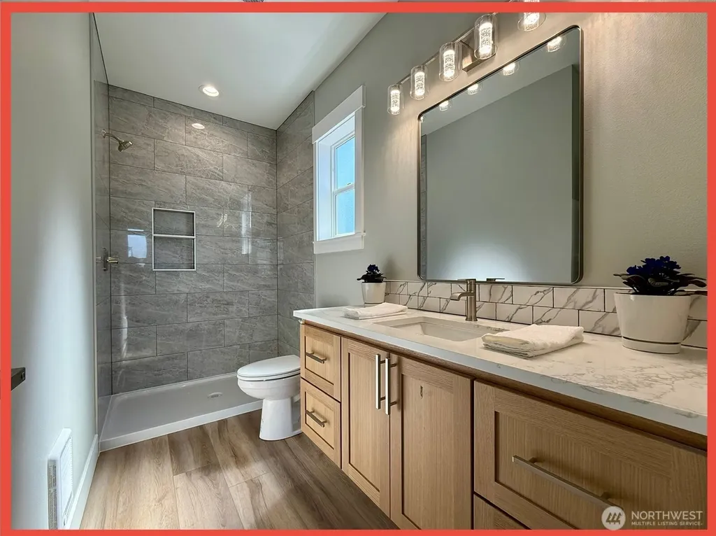 992 Alida Court SE Ocean Shores WA 98569