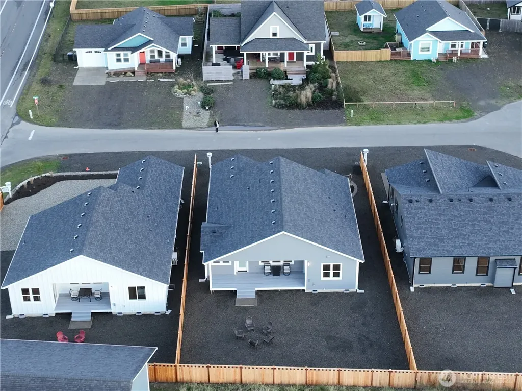 992 Alida Court SE Ocean Shores WA 98569