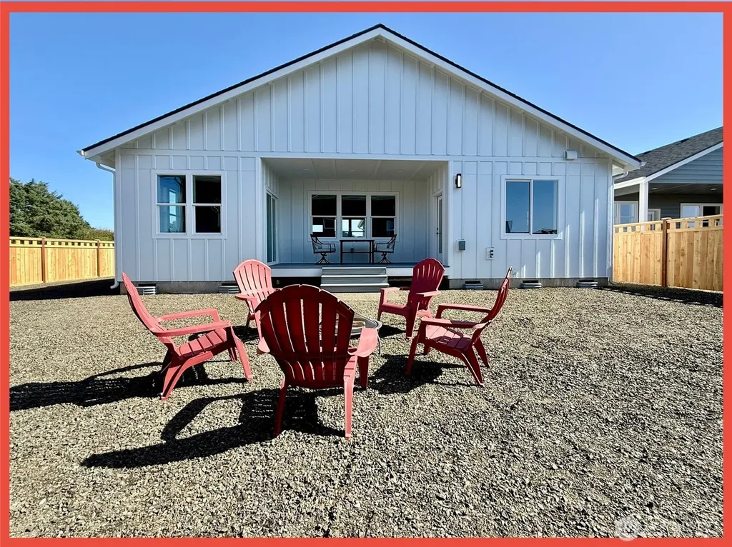 990 Alida Court SE Ocean Shores WA 98569