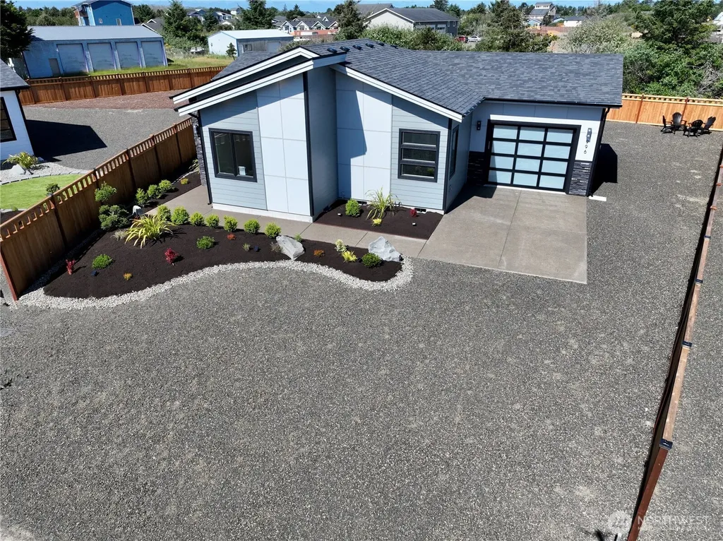 996 Alida Court SE Ocean Shores WA 98569