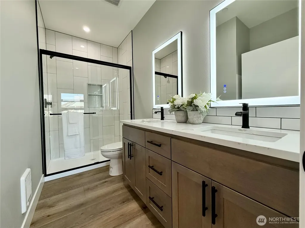 996 Alida Court SE Ocean Shores WA 98569