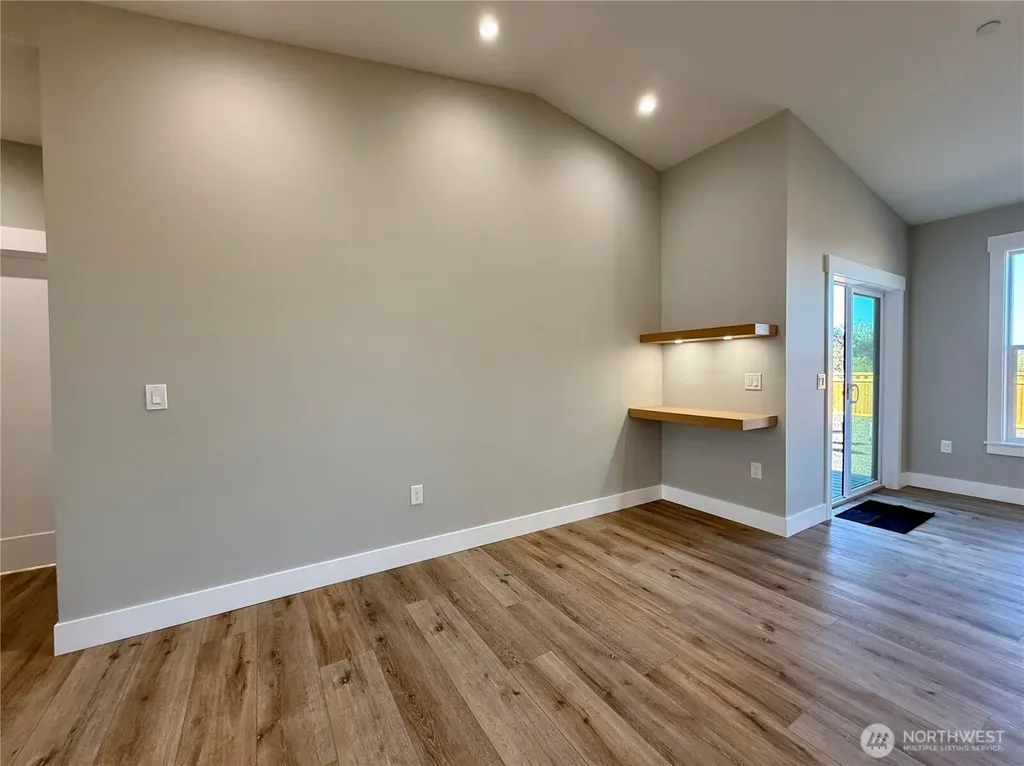 994 Alida Court SE Ocean Shores WA 98569