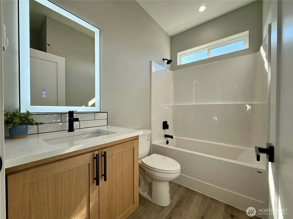 994 Alida Court SE Ocean Shores WA 98569