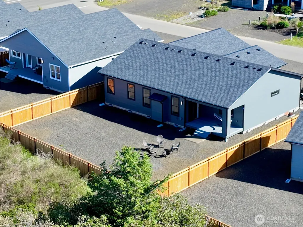 994 Alida Court SE Ocean Shores WA 98569