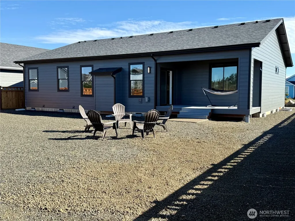 994 Alida Court SE Ocean Shores WA 98569