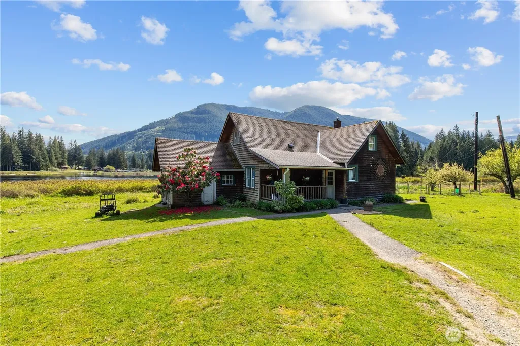 27525 W Lake Riley Road Arlington WA 98223