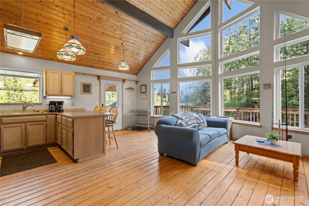 27525 W Lake Riley Road Arlington WA 98223