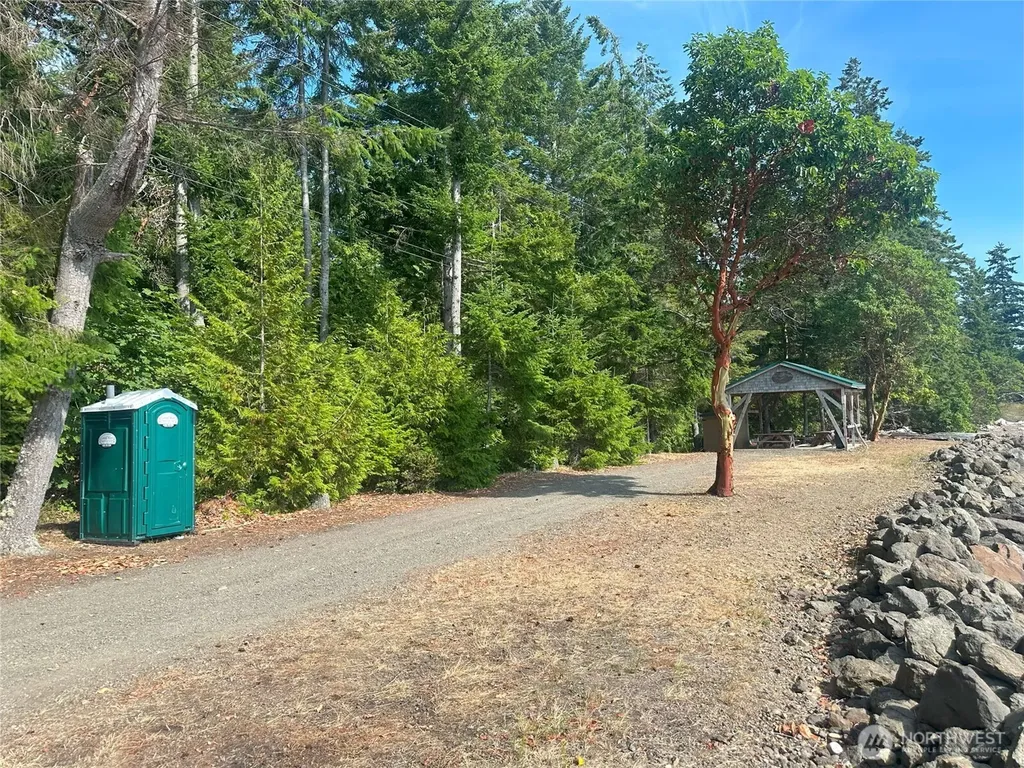 201 Tog Road Brinnon WA 98320